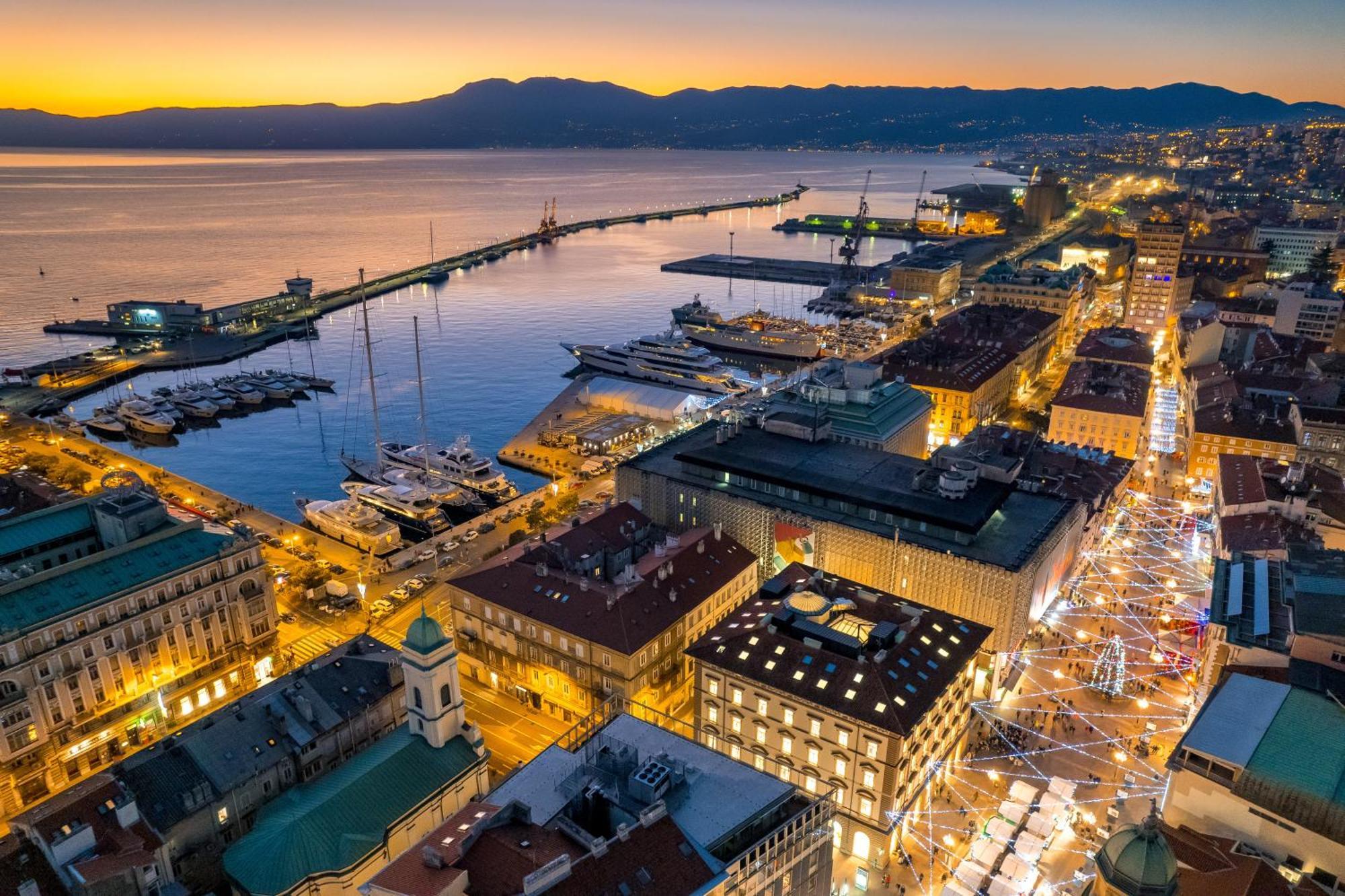 Area2 Center Luxury Apartment Rijeka Exterior foto
